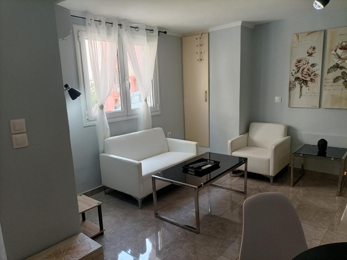 Cozy Studio Apartment Athena Bagian luar foto
