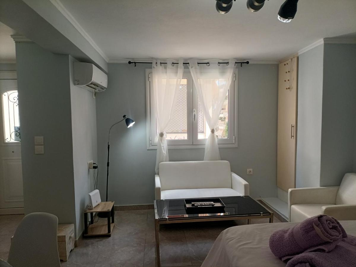 Cozy Studio Apartment Athena Bagian luar foto