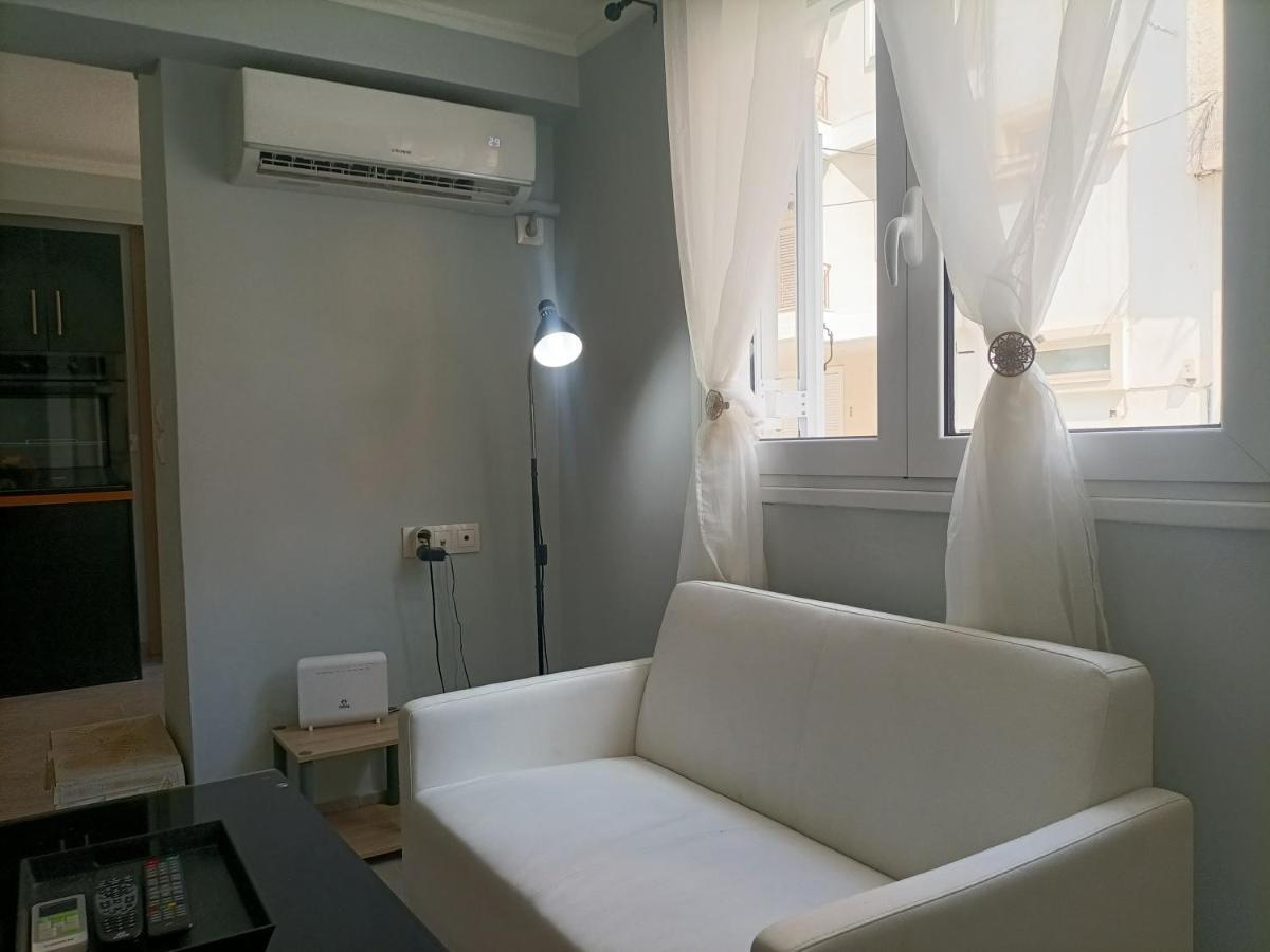 Cozy Studio Apartment Athena Bagian luar foto